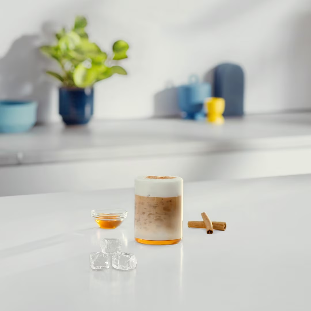 Jeges mézes cappuccino a hozzávalók mellett